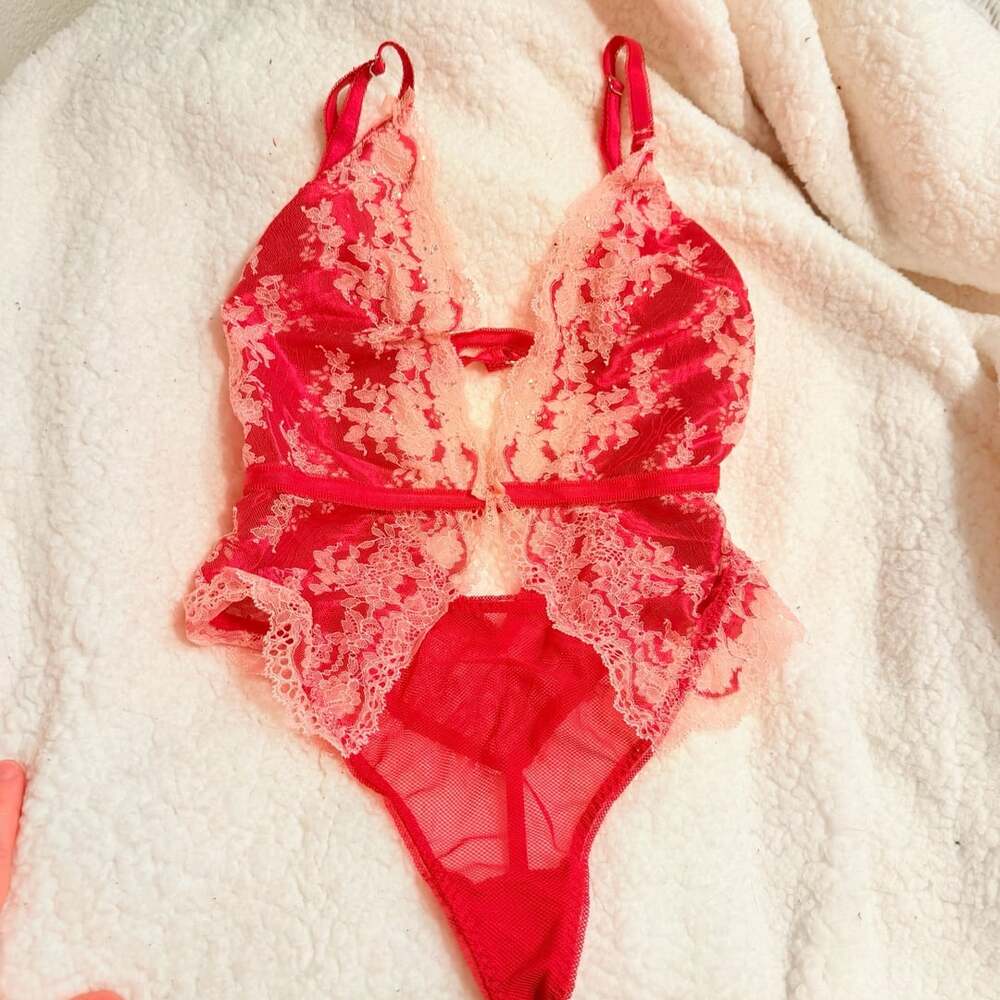 2015 NWT Victoria's Secret Lace Bodysuit Red Pink Lingerie